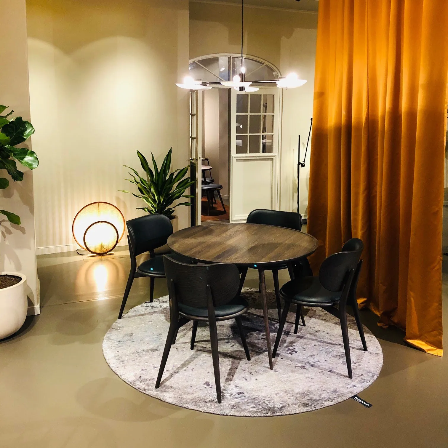 Accent Dining Table