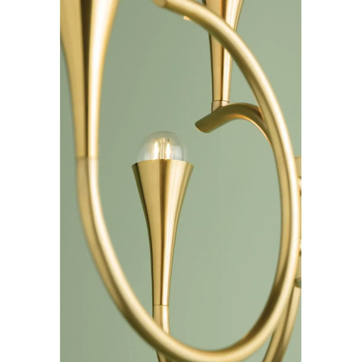Aviana Chandelier