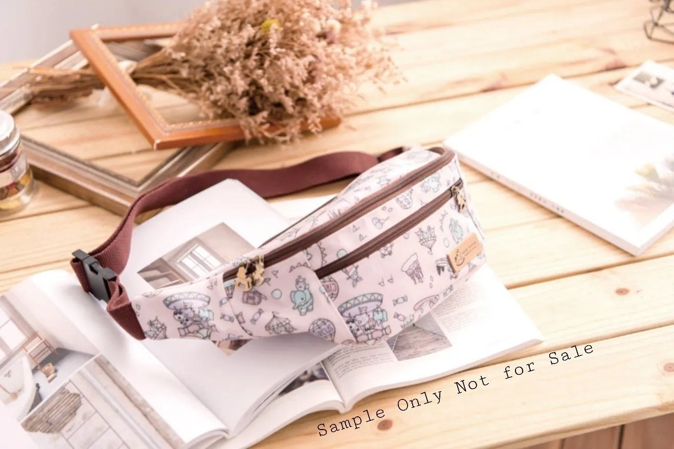 Blue Snow Corgi Fanny Pack