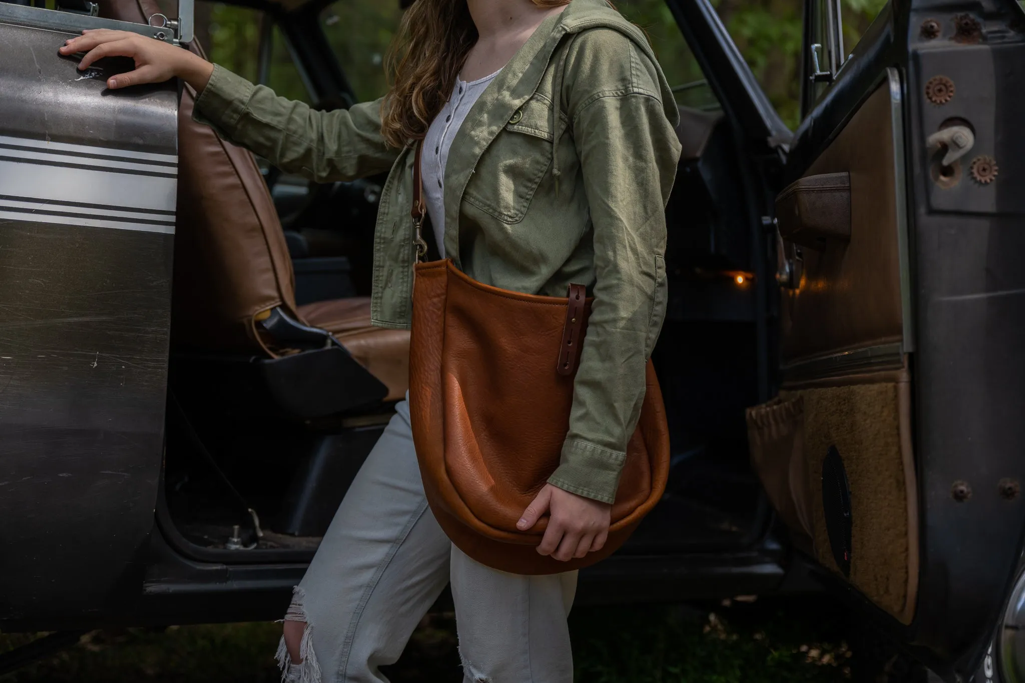 CELESTE LEATHER HOBO BAG - LARGE - WHISKY BISON