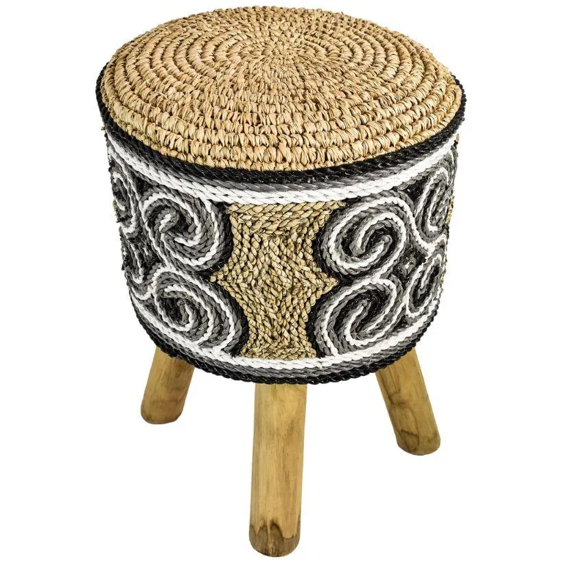 Chic Multi-Functional Stool – Space-Saving Elegance