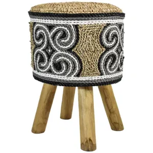 Chic Multi-Functional Stool – Space-Saving Elegance