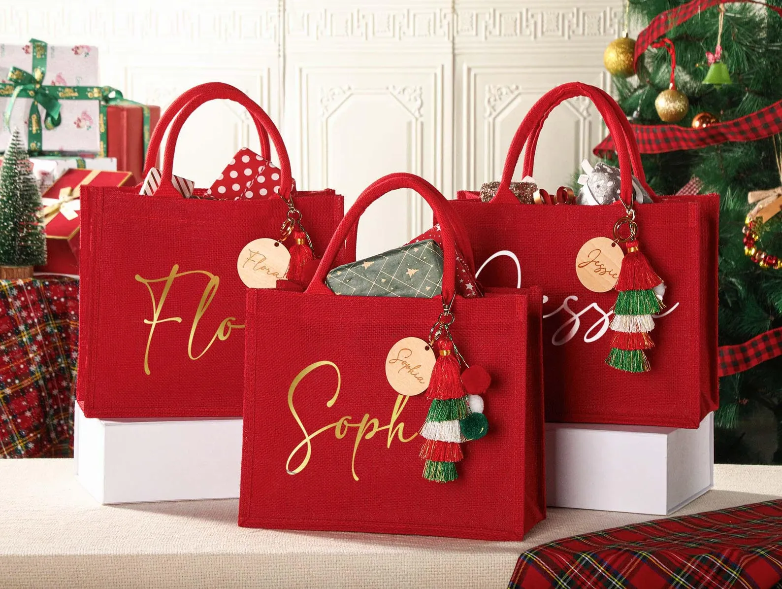 Custom Christmas gift bag & Charm, Holiday Gift Bags with Name, Christmas party bags, Christmas Eve Gift Bags, Xmas Holiday Presents
