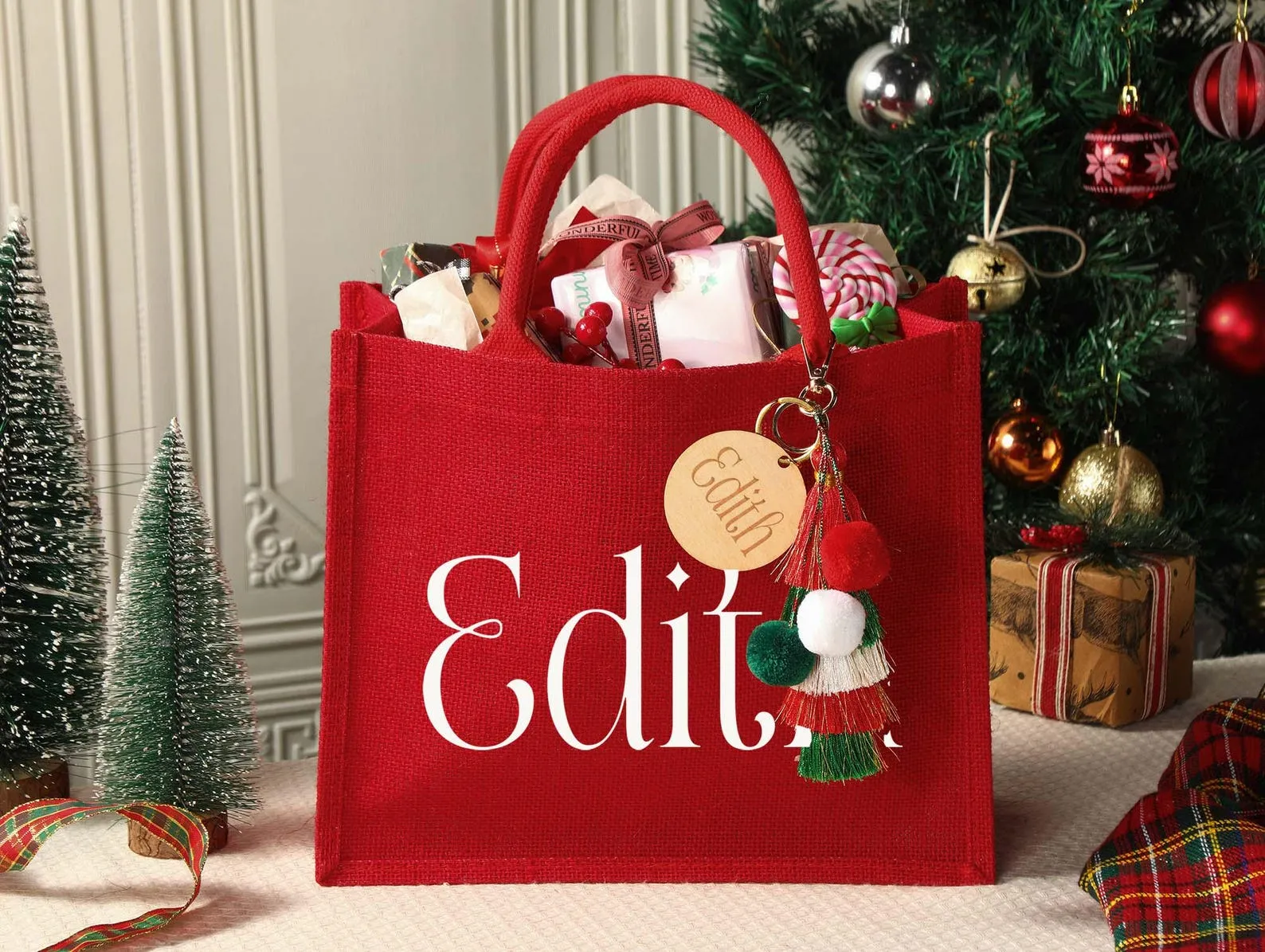 Custom Christmas gift bag & Charm, Holiday Gift Bags with Name, Christmas party bags, Christmas Eve Gift Bags, Xmas Holiday Presents