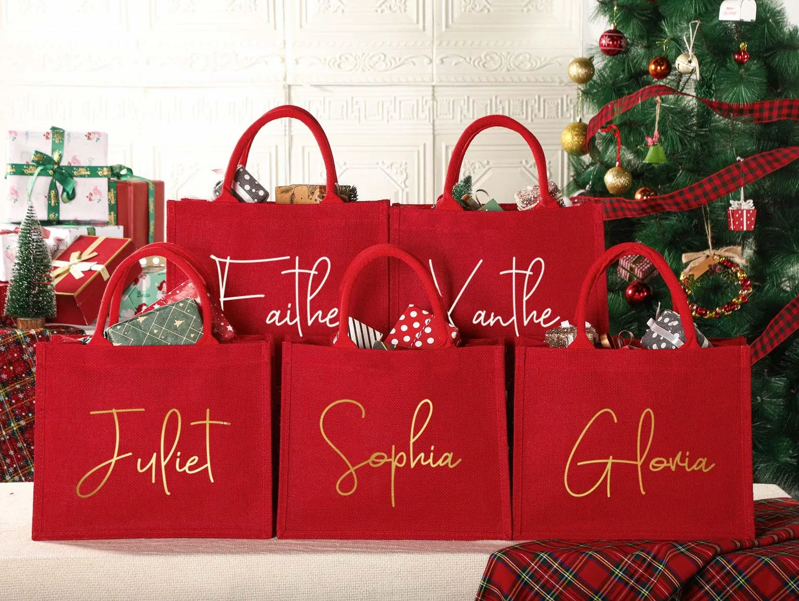 Custom Christmas gift bag & Charm, Holiday Gift Bags with Name, Christmas party bags, Christmas Eve Gift Bags, Xmas Holiday Presents