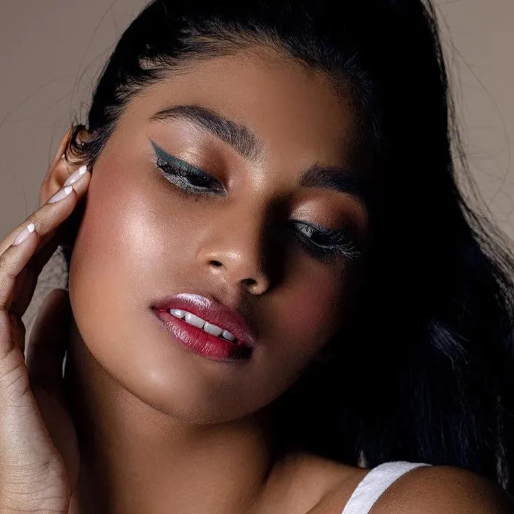 EYE OF HORUS - Luminous Highlighter