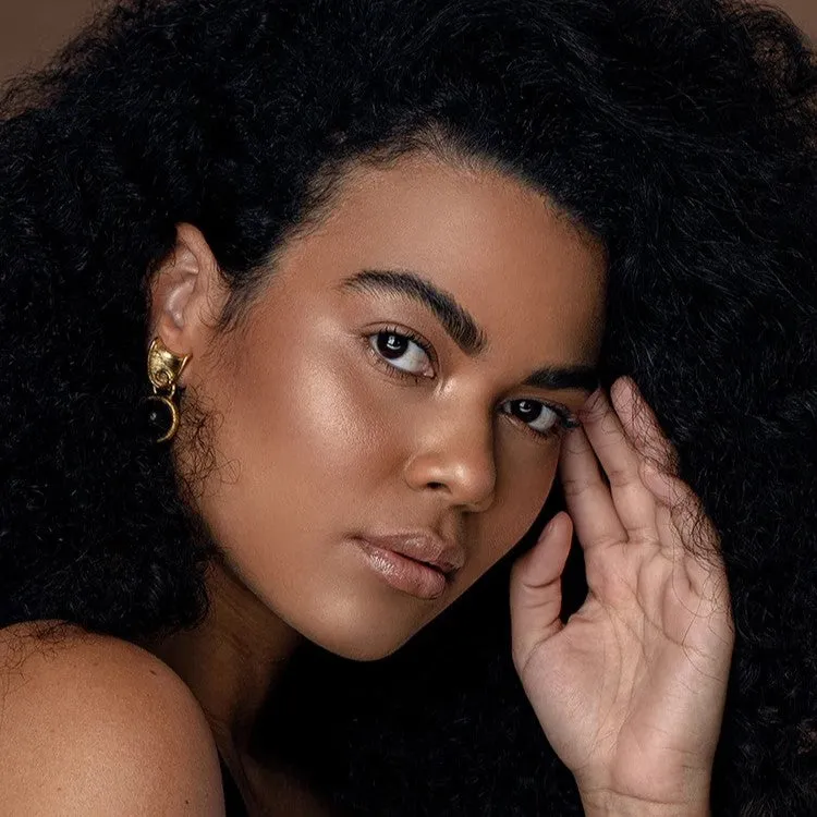 EYE OF HORUS - Luminous Highlighter