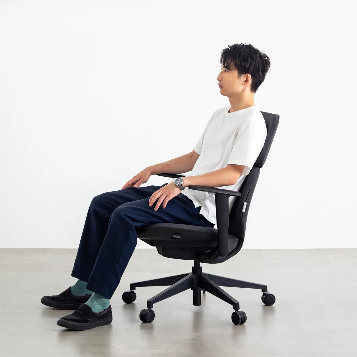 Functional - Comfort　リクライニングできる デスクチェア
