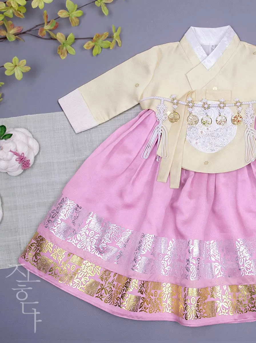 Graceful Girl Hanbok In Pink