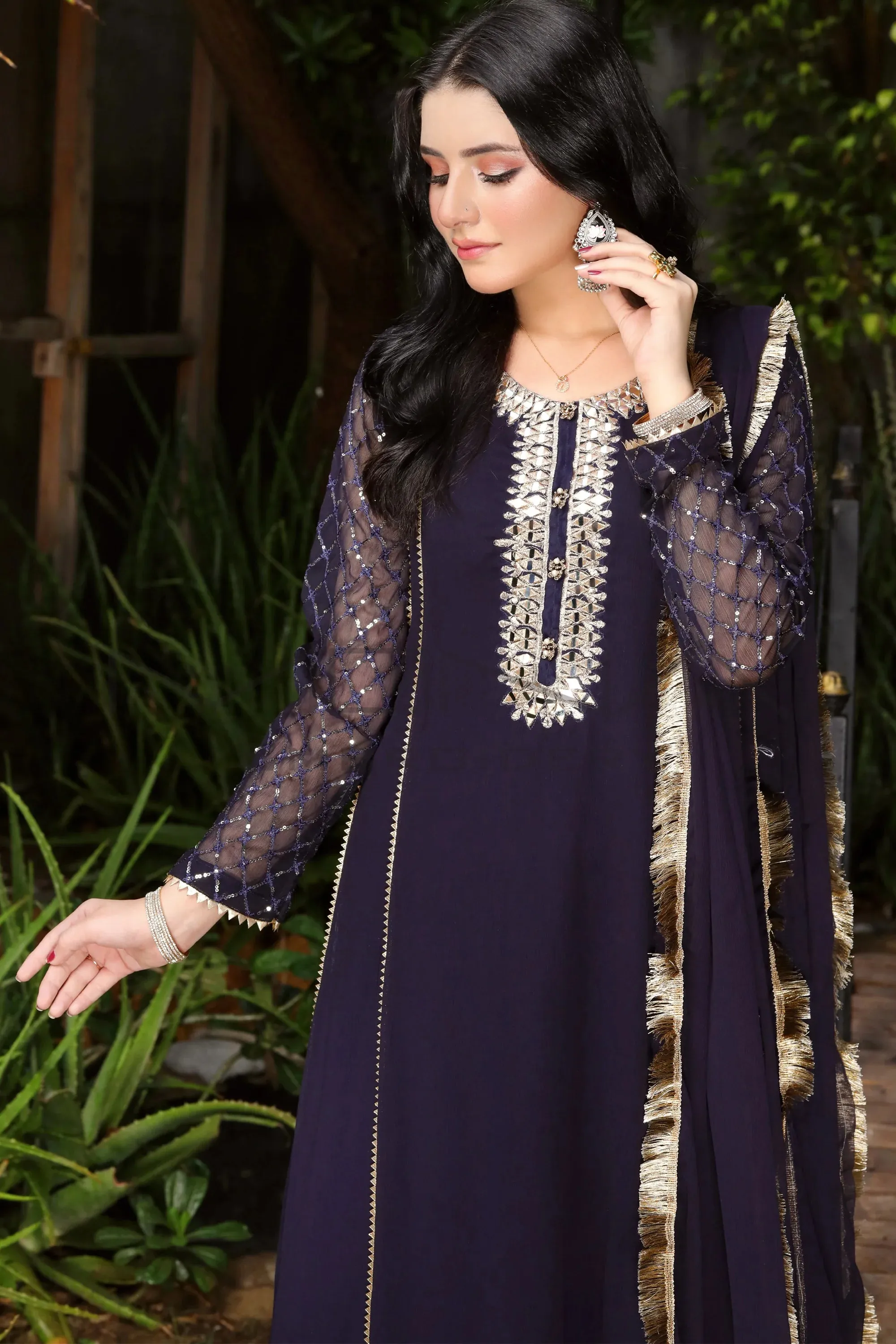 Mona - Luminous - Navy Blue
