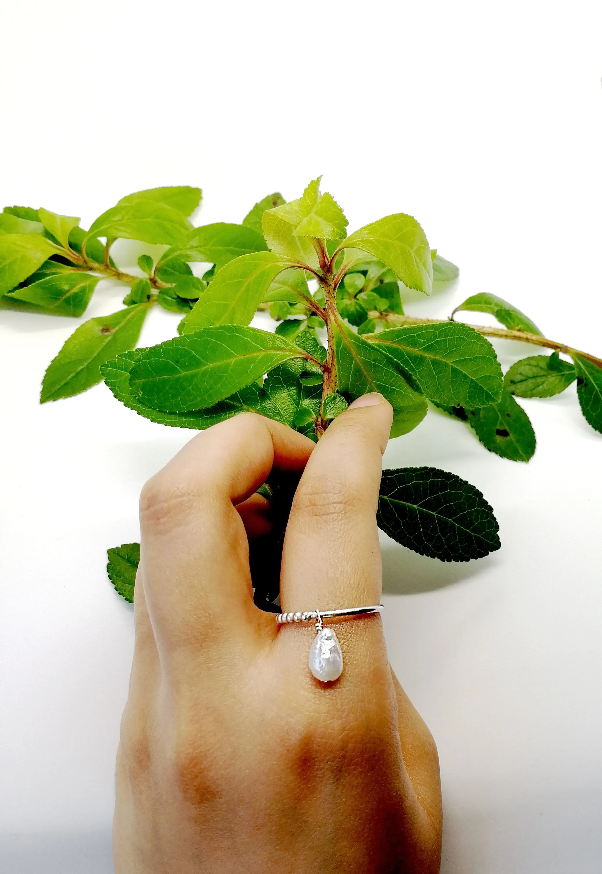 Multi-functional Baroque Pearl Ring