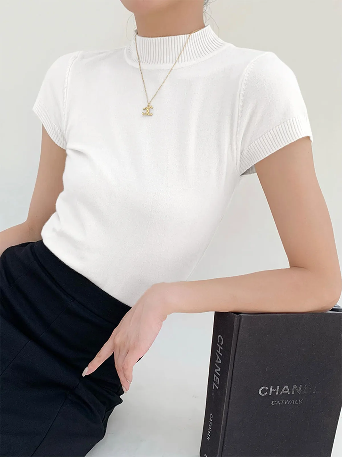 Snowflake Mock Graceful Neck Knit Top