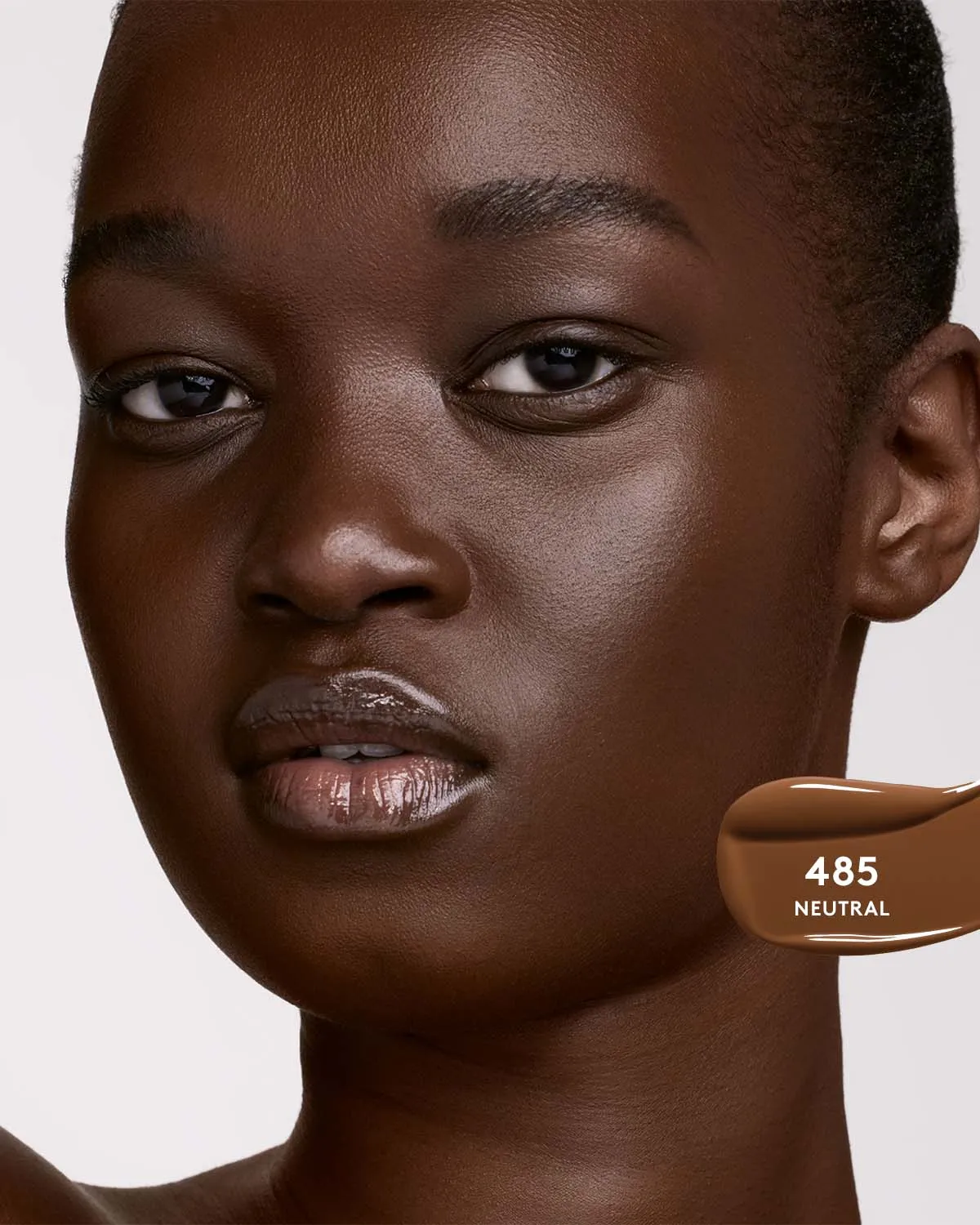 Soft'lit Naturally Luminous Longwear Foundation — 485