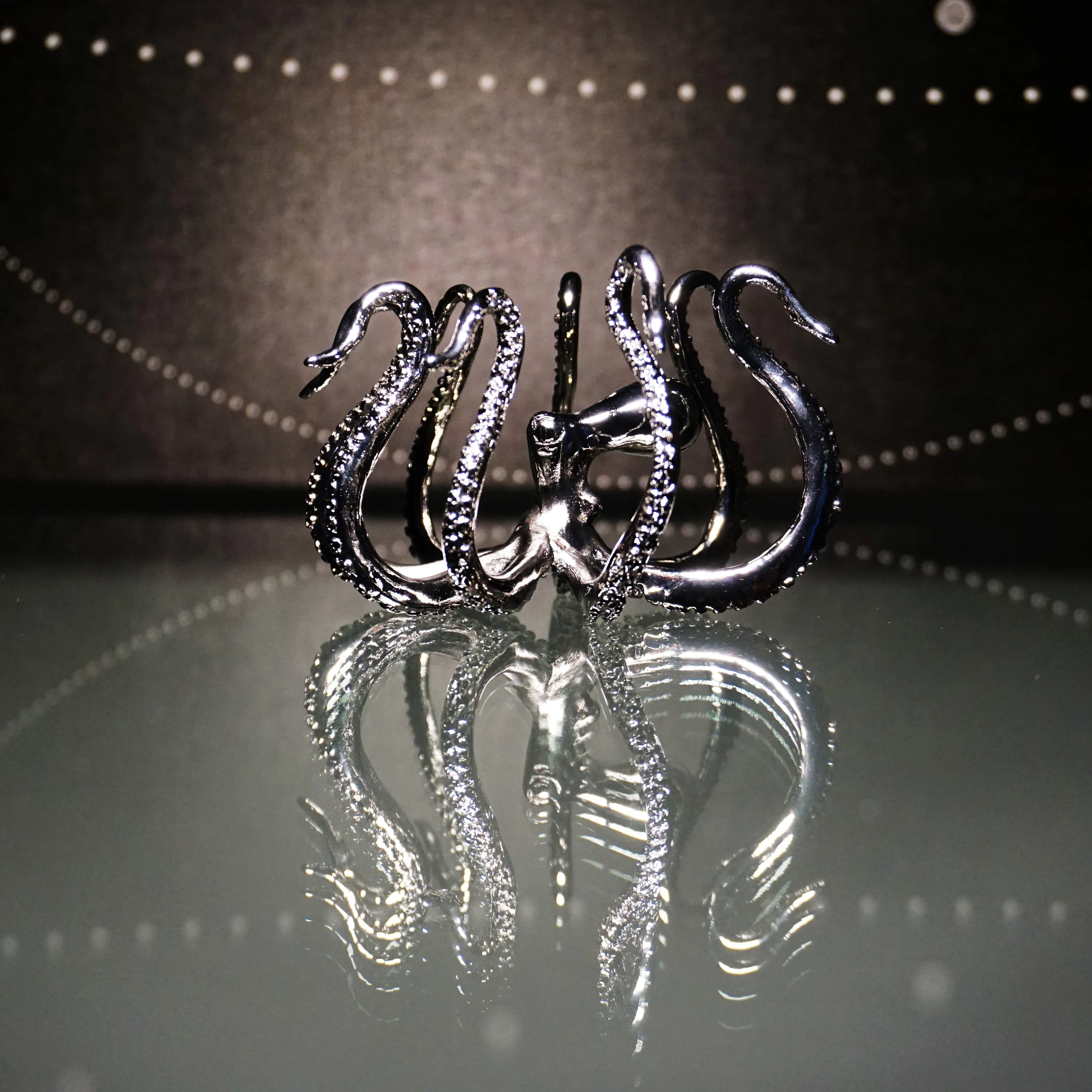 The OctoStand - Ocean-Themed Display Stand for Orbs, Plants and Ocean Decor
