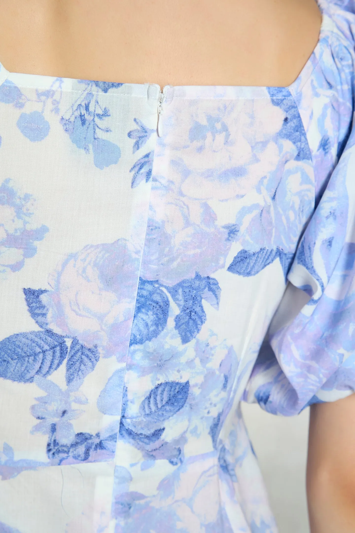 Varidhi|Puffed-Sleeve Floral Dress