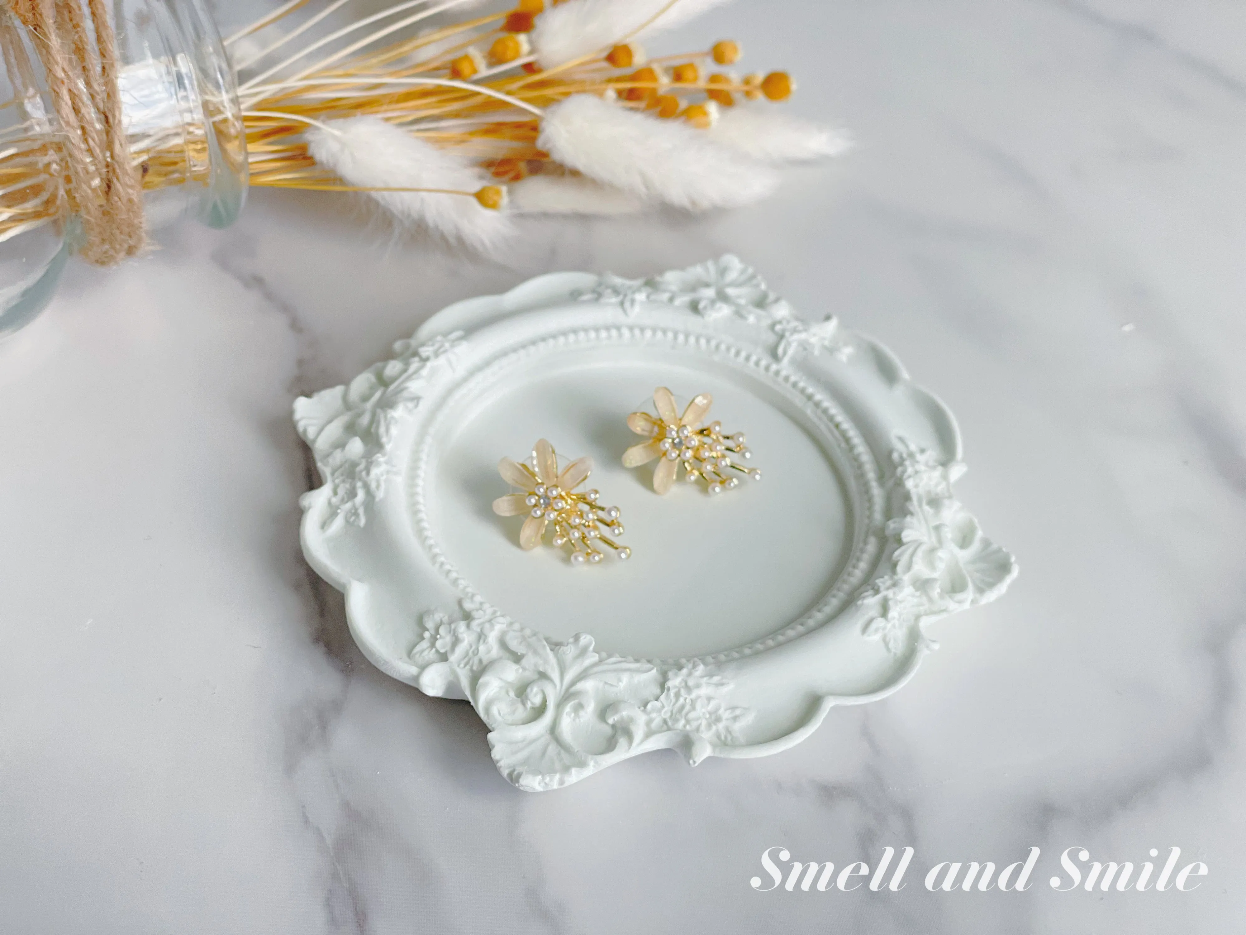 Vintage Flower Framed Candle Tray/Jewellery Display