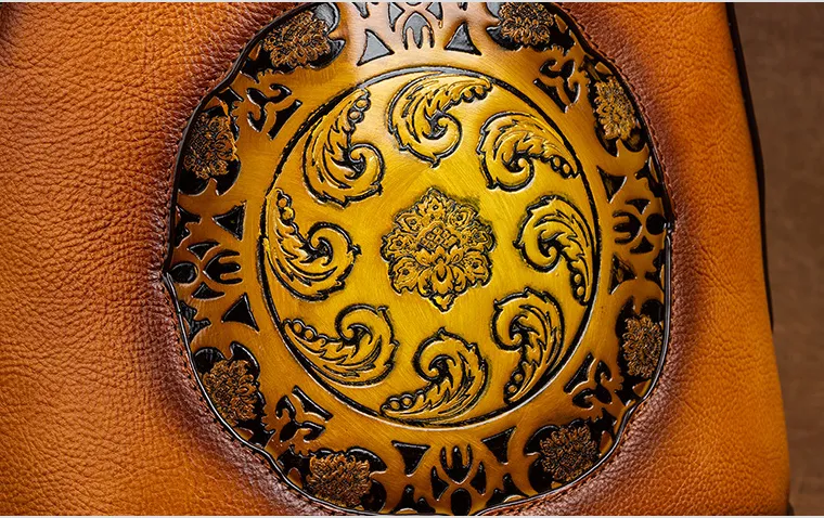 Vintage Vegetable Tanned Leather Embossing Backpack for Women C319