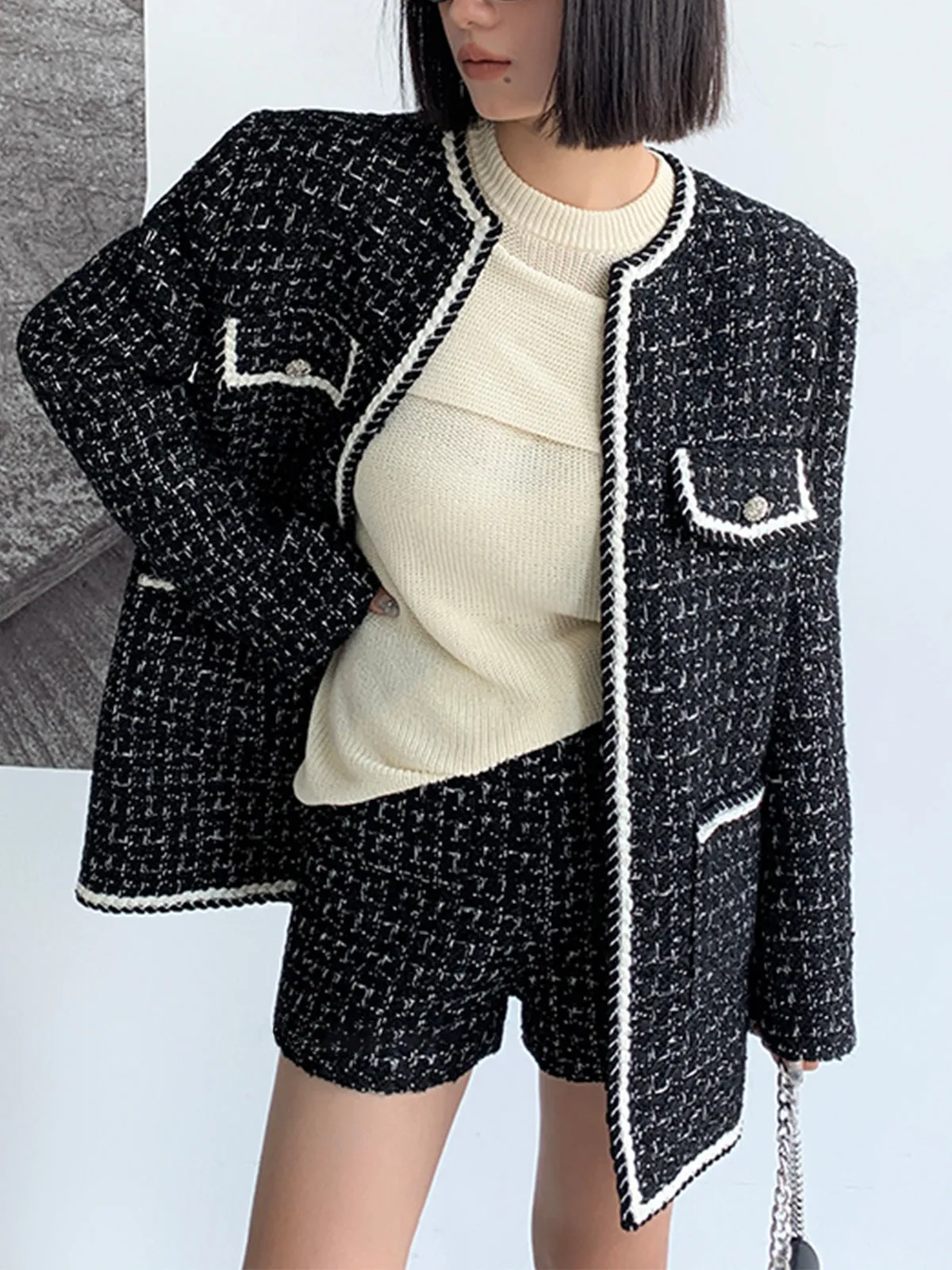 Wool-blend Tweed Graceful Pocket Shorts